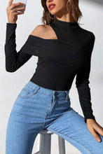 Load image into Gallery viewer, Slight stretch simple solid color hollow slim stylish bodysuit