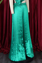 Load image into Gallery viewer, Casual slight stretch solid color pleated wide-leg pants