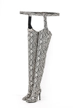 Load image into Gallery viewer, Winter new pointed snake pattern side zip-up leg ring design over knee sexy high-upper high-heel boots(heel height:8cm, shaft height:78cm)