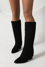 Load image into Gallery viewer, EUR40-EUR43 winter new 3 colors high-upper pointed stylish high-heel boots(heel height:7cm, shaft height:36cm)