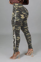 Load image into Gallery viewer, Casual high stretch camo tassel tight pants